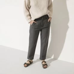 Birkenstock Women's Franca Oiled Leather - Black (Narrow Width) -Sandals Outlet 1021112 f look f 92482.1716492434