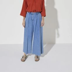 Birkenstock Women's Arizona Big Buckle Nubuck Leather - Dove Gray (Narrow Width) -Sandals Outlet 1022154 f look f 33394.1697477070