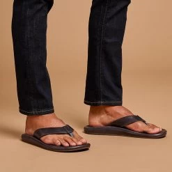 Olukai Men's 'Ilikai - Charcoal -Sandals Outlet 10492 2626 101 M ILIKAI CharcoalCharcoal 1024x1024 63382.1682702257