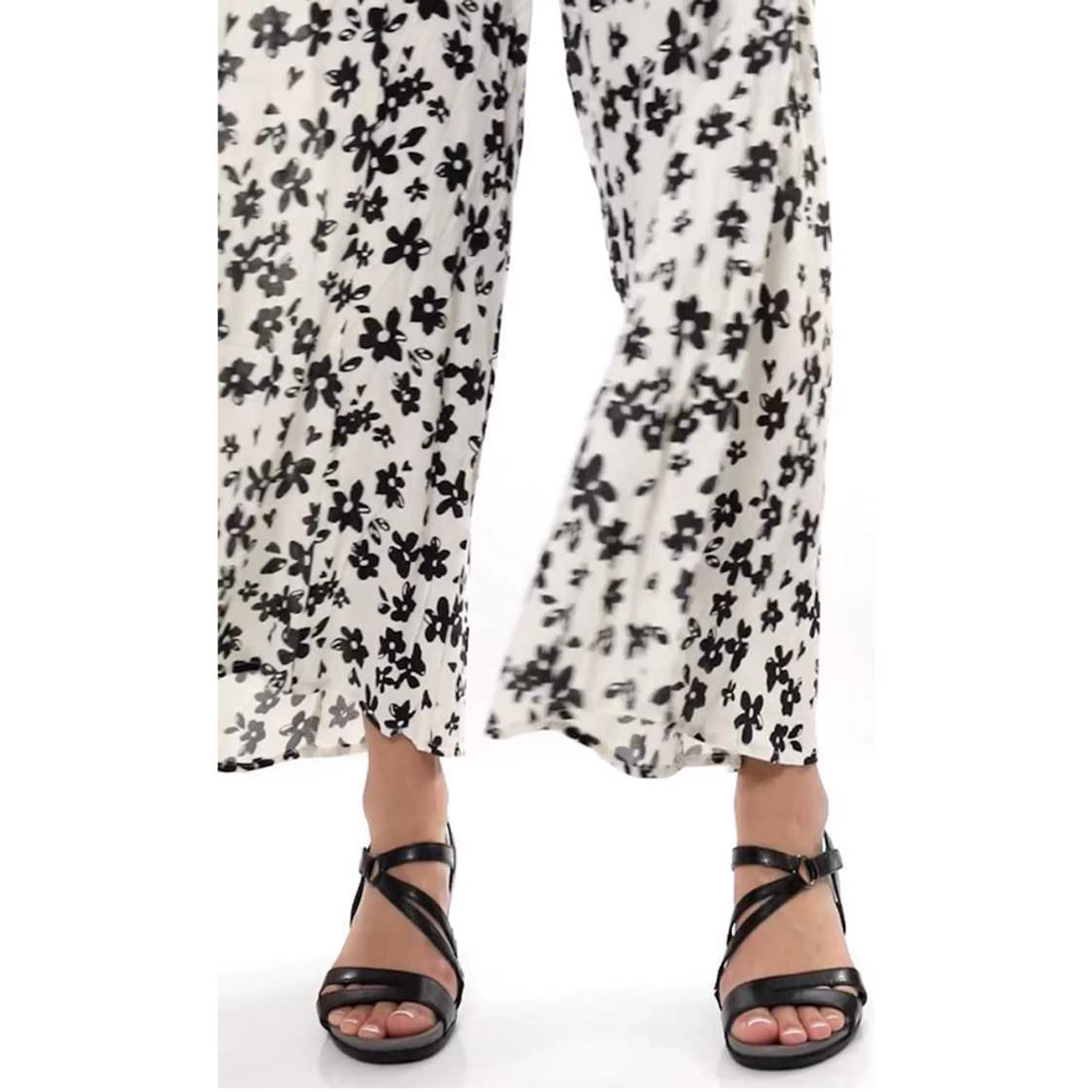 Dansko Women's Addyson - Pewter Metallic Distressed 10 Dansko Women's Addyson - Pewter Metallic Distressed - Image 8