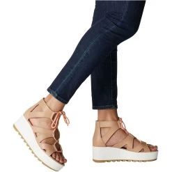 Sorel Women's Cameron Flatform Lace - Honest Beige / Gum 17 -Sandals Outlet 1 41524.1678715273