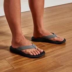 Olukai Women's 'Ohana - Charcoal / Onyx -Sandals Outlet 20110 26OX 101 W OHANA CharcoalOnyx 1024x1024 39418.1682452202