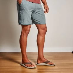 Olukai Men's Ulele Beach Sandals - Dark Wood -Sandals Outlet D 34116.1652975119