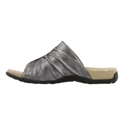 Taos Footwear Women's Gift 2 - Pewter -Sandals Outlet Taos gift 2 pewter 2 76151.1583345896
